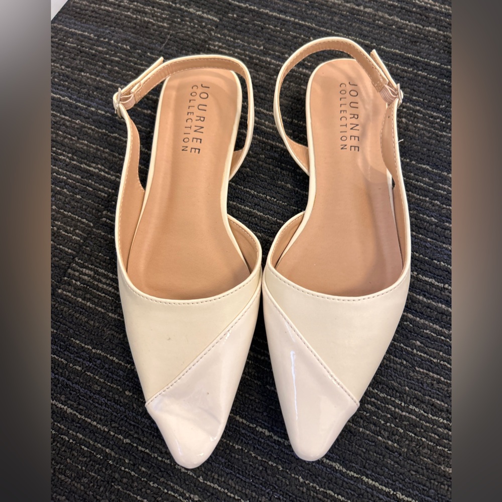 Journee Collection Women's Beige Slingback Flats